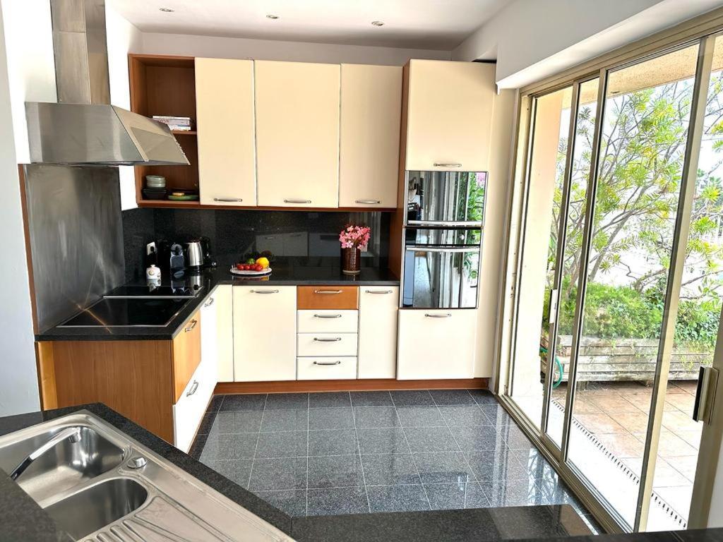 Apartament Panoramic Sea View Penthouse With Jacuzzi And 450 Sqm Terrace Antibes Zewnętrze zdjęcie
