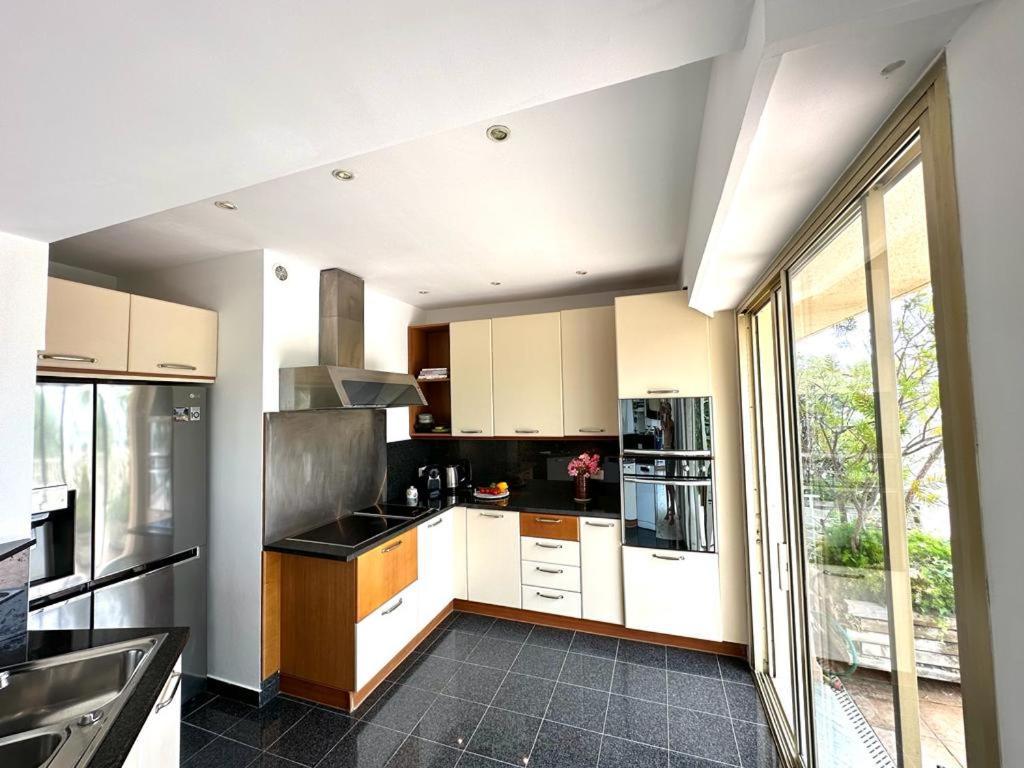 Apartament Panoramic Sea View Penthouse With Jacuzzi And 450 Sqm Terrace Antibes Zewnętrze zdjęcie